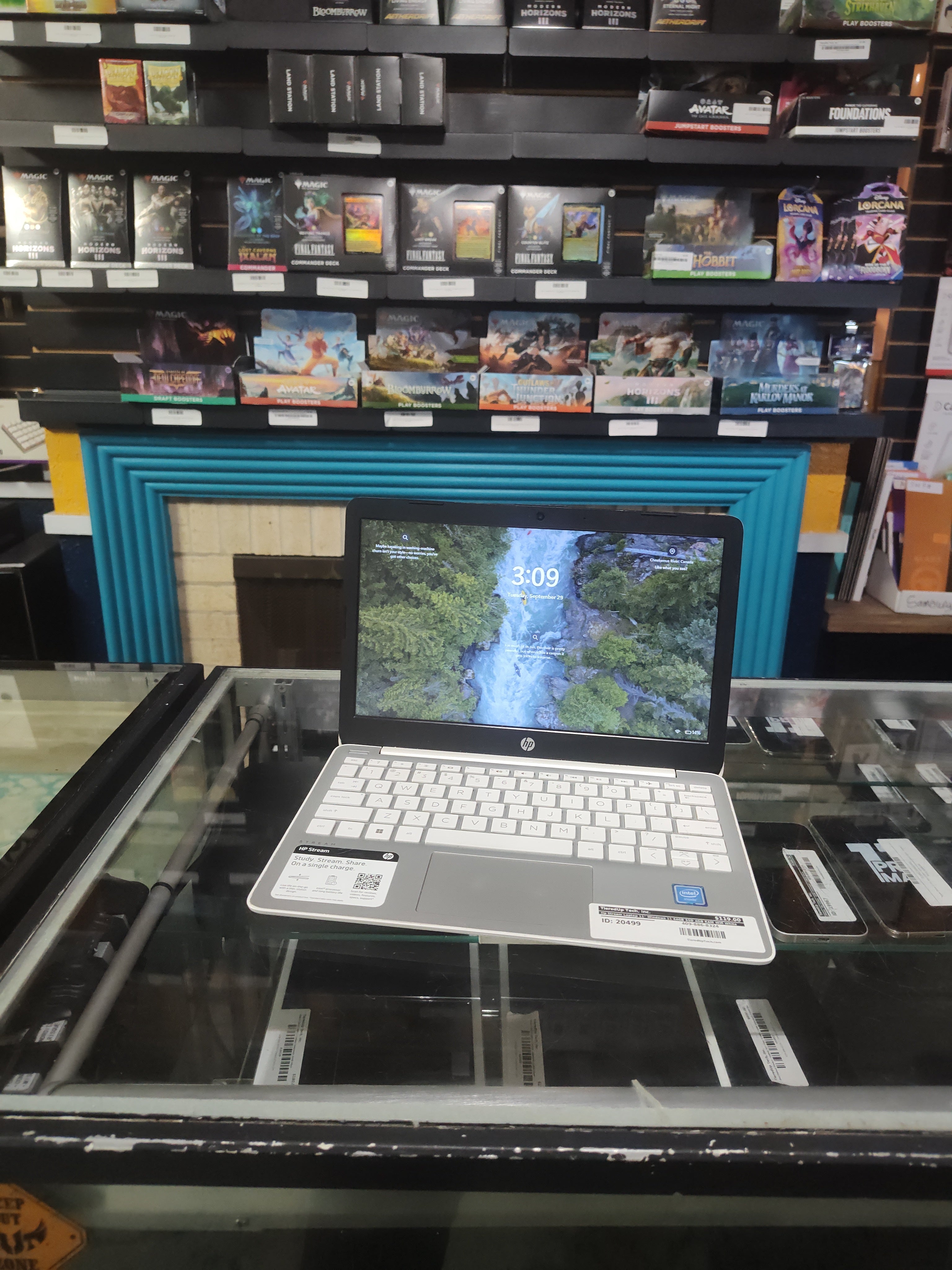 Hp Stream Laptop 11" Windows 11 64GB SSD 4GB RAM Wifi White