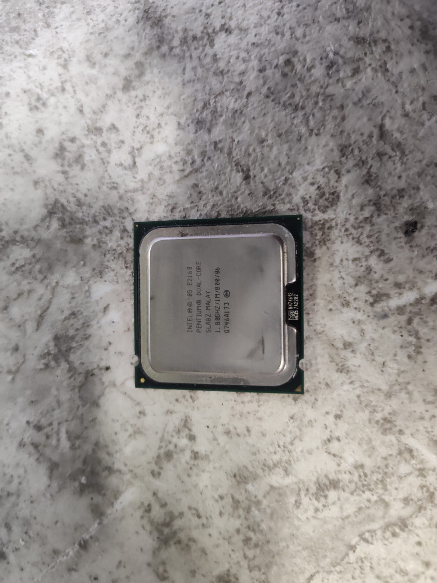 Intel Pentium Dual-Core E2160 1.8GHz 2-Core LGA775 CPU SLA8Z