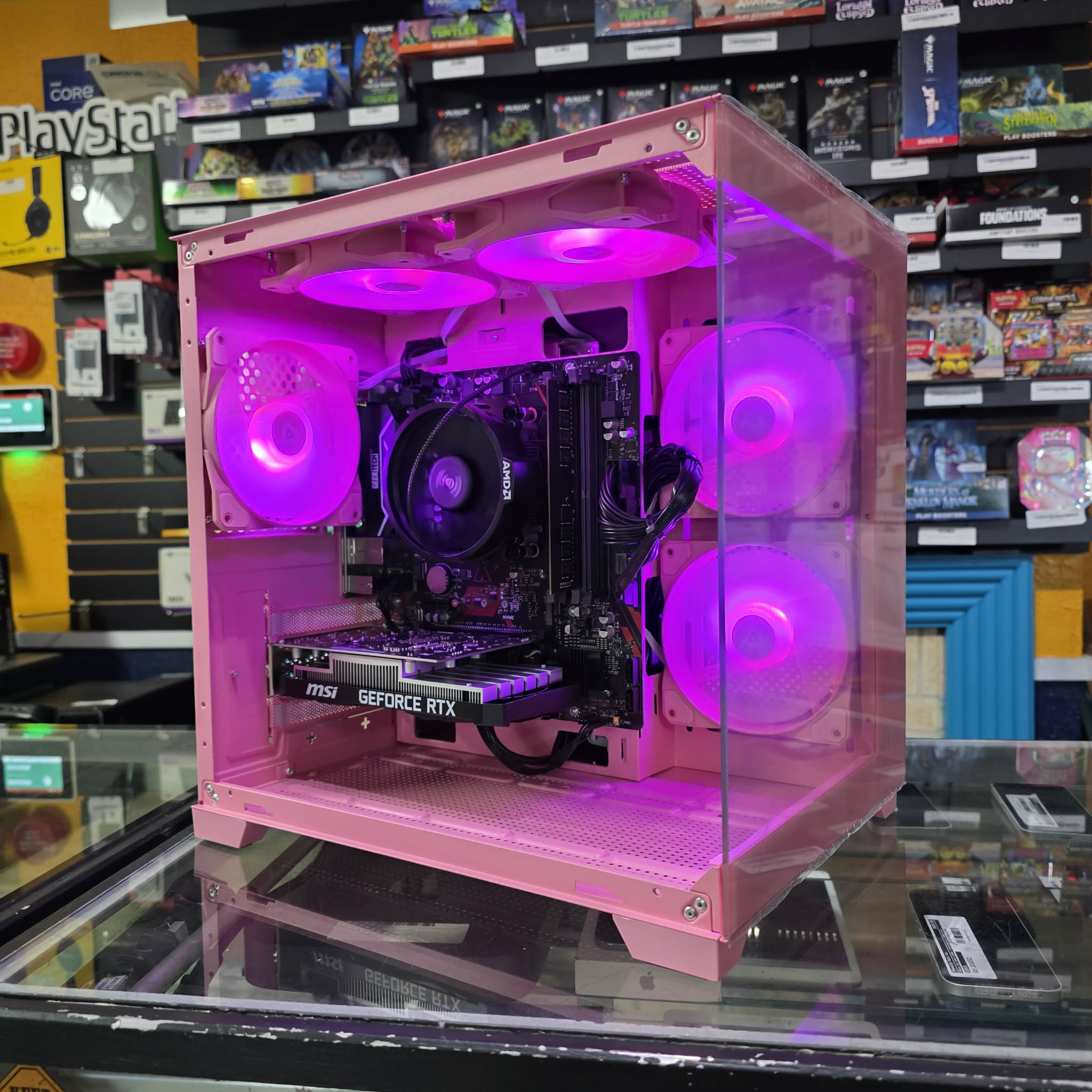 Uncommon BitCrate Blossom Mark VI | i5-12400F + - RTX 3050 WINDFORCE V2 PCI Express 4.0 | 16GB 128GB NVMe
