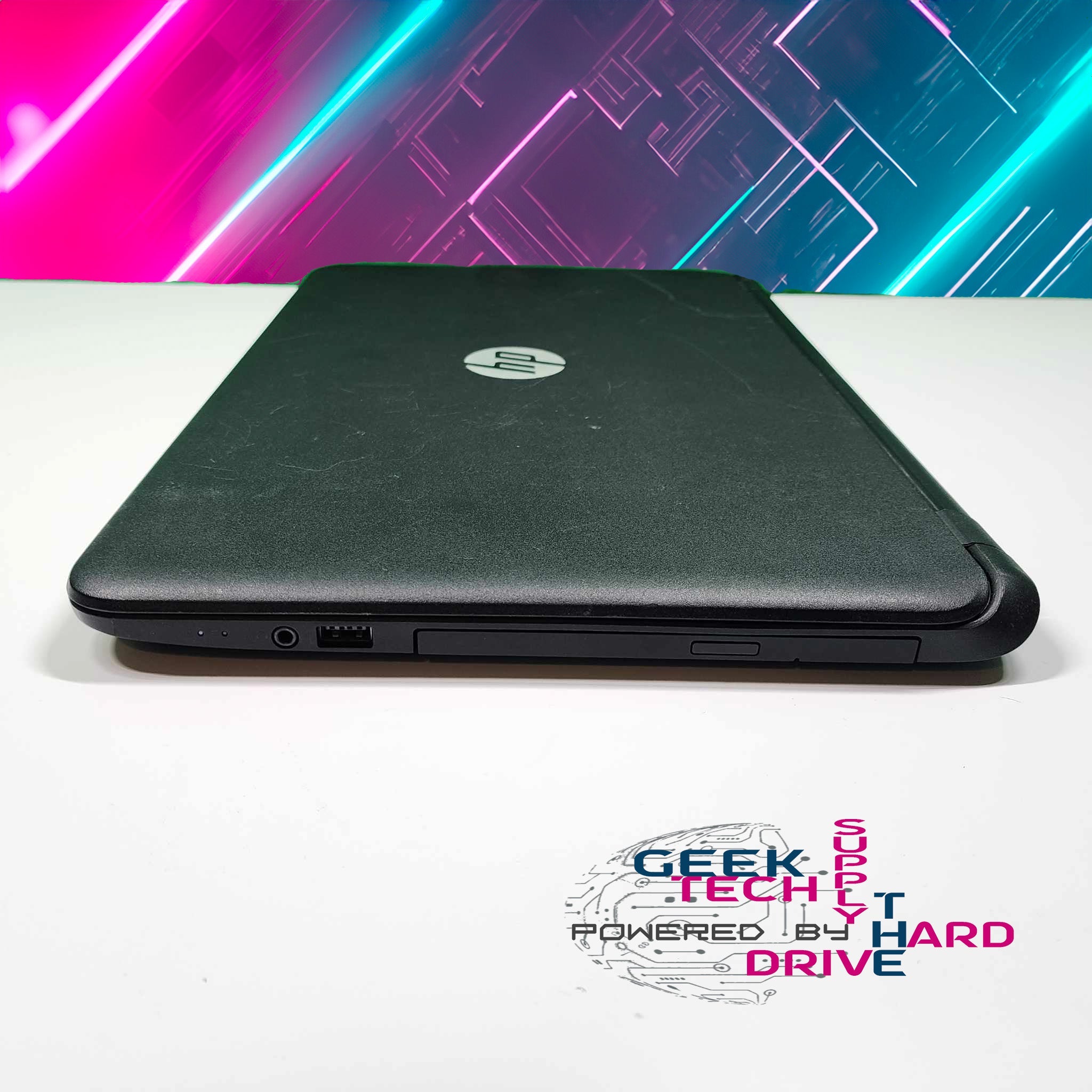 HP 15-F233WM 15.6" Laptop Windows 10 256gb SSD Celeron N3060 Intel HD Graphics Black | C Grade - Geek Tech