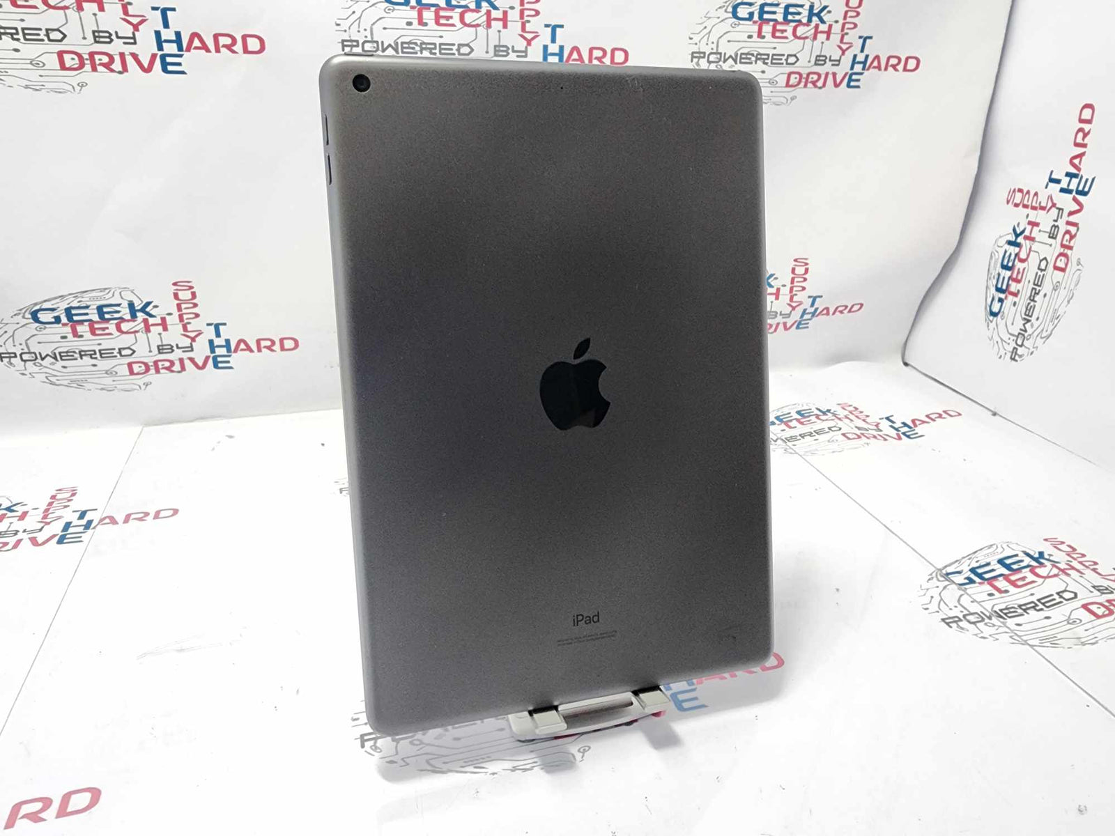 Apple iPad (8th Generation) A2270 10.2