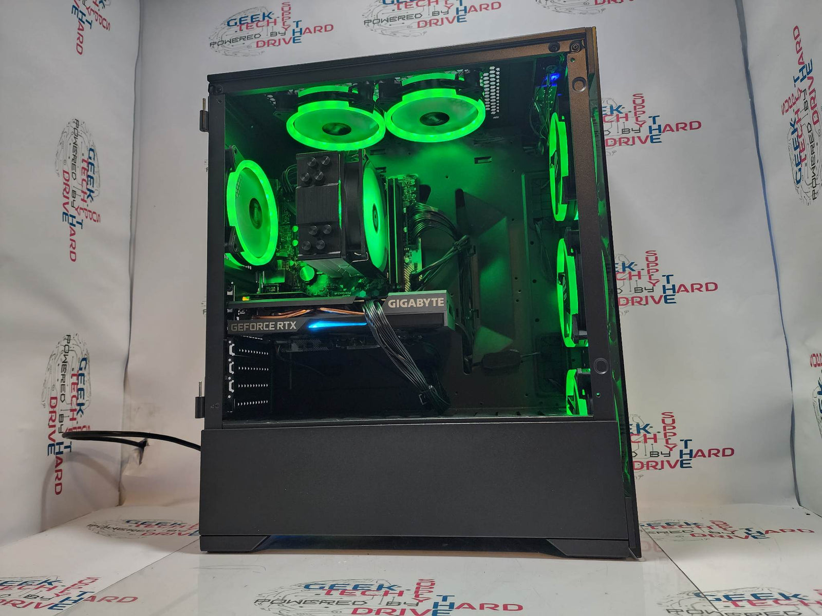 Custom Gaming Desktop PC Ryzen 7 7800X3D 1TB SSD 32GB DDR5 RTX 4060 TI Black Vog A620M - Geek Tech