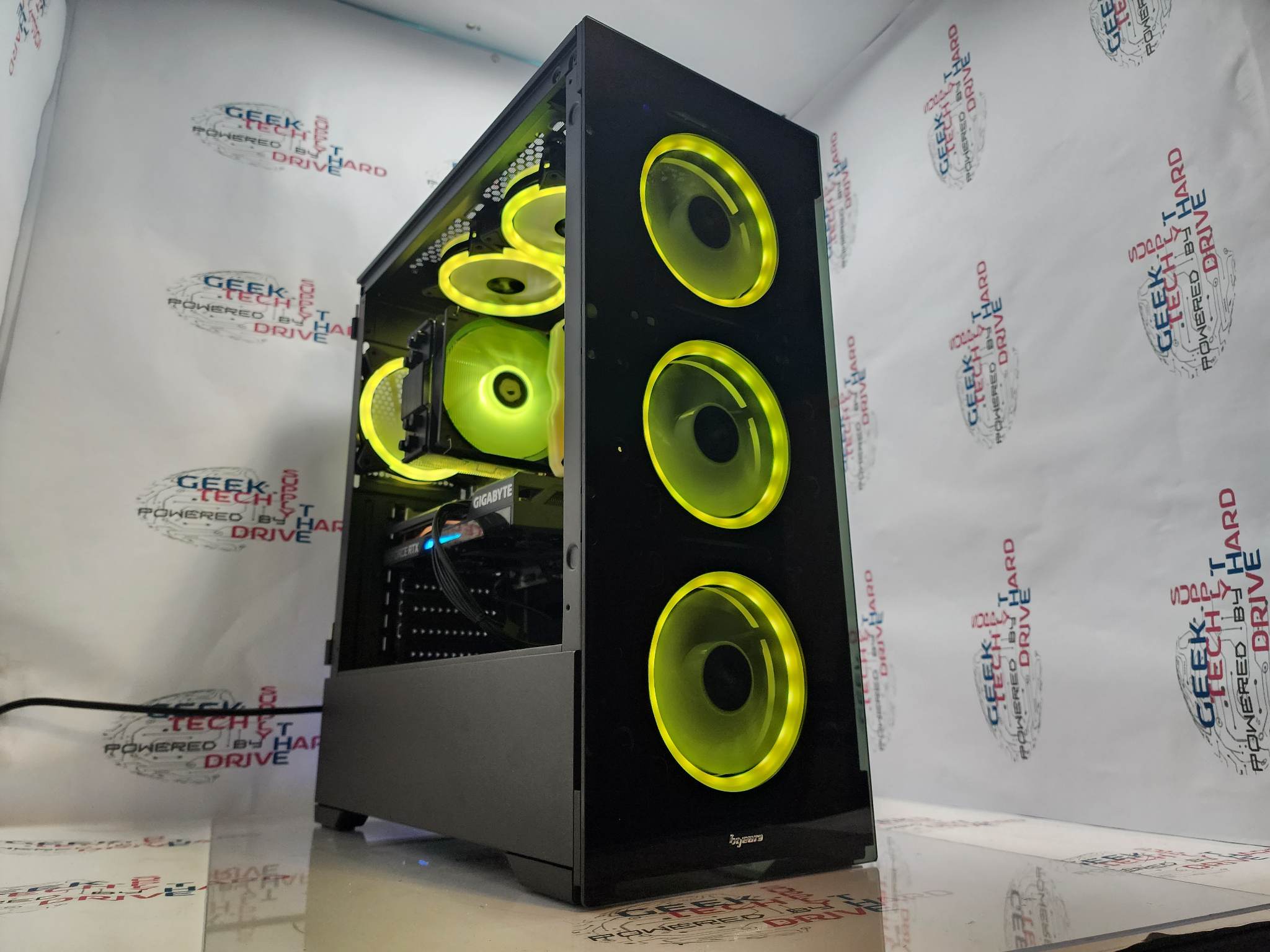 Custom Gaming Desktop PC Ryzen 7 7800X3D 2TB SSD 64GB DDR5 RTX 4060 TI Black Vog A620M - Geek Tech