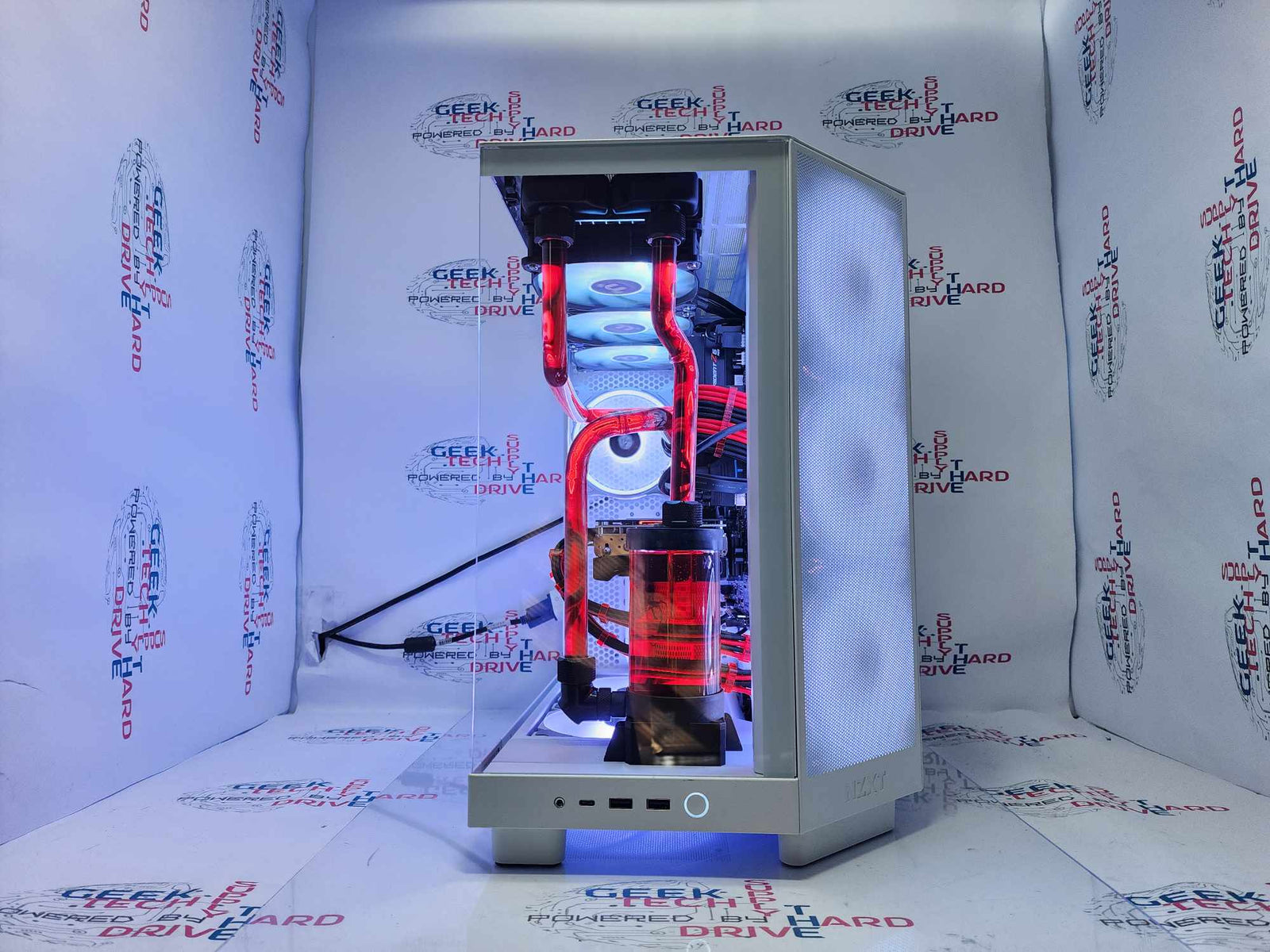 GTech Gaming PC Ryzen 7 7800X3D RTX 3080 32GB DDR5 1TB Gen4 NVMe White - Geek Tech