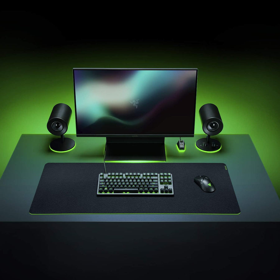 Alfombrilla de ratón para juegos de tela Razer Gigantus v2 con base antideslizante de espuma de alta densidad en color negro 